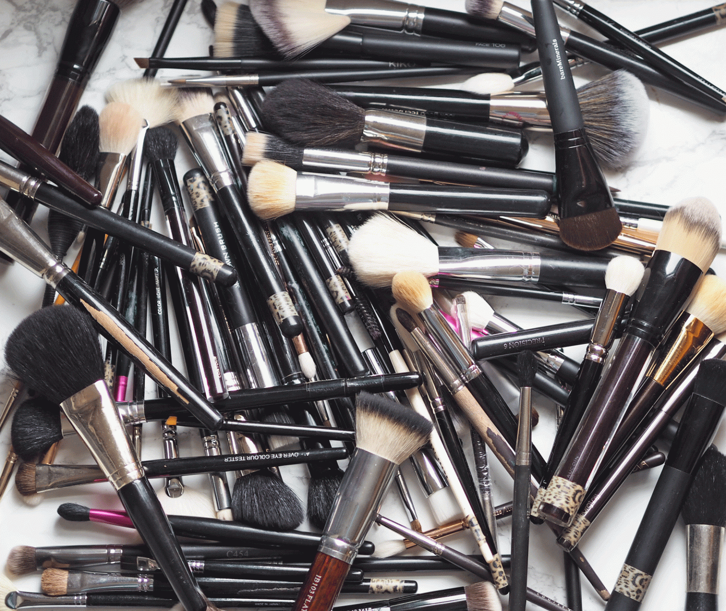 the best makeup brushes for MUAS