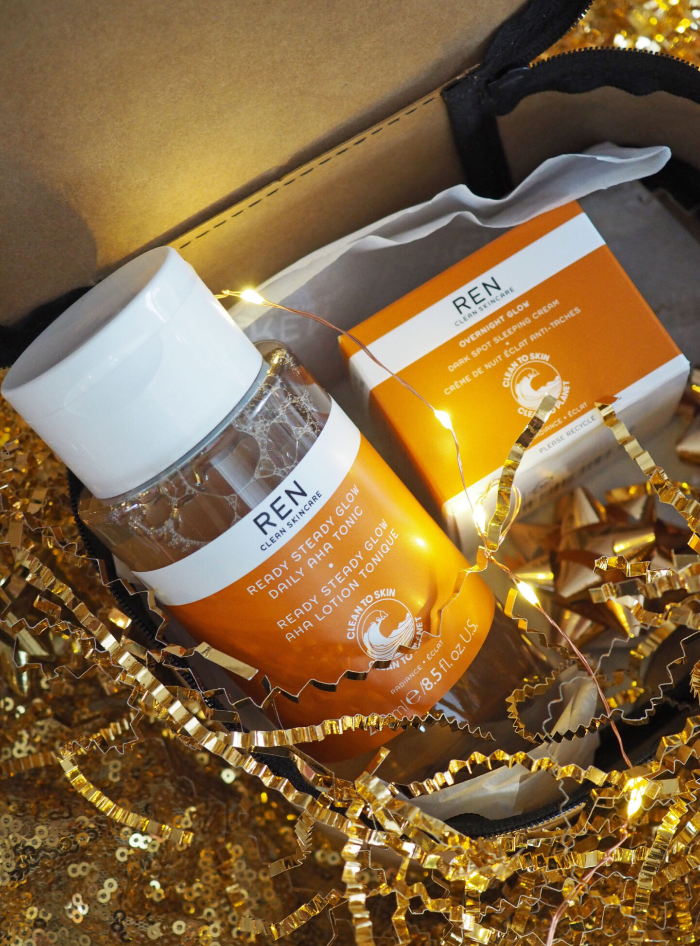 REN christmas glow set