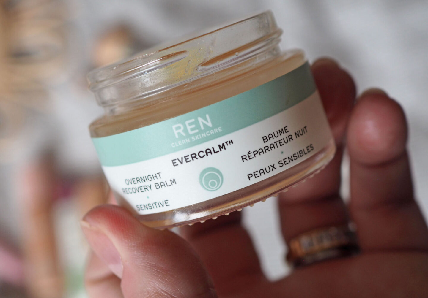 ren evercalm overnight recovery balm review 