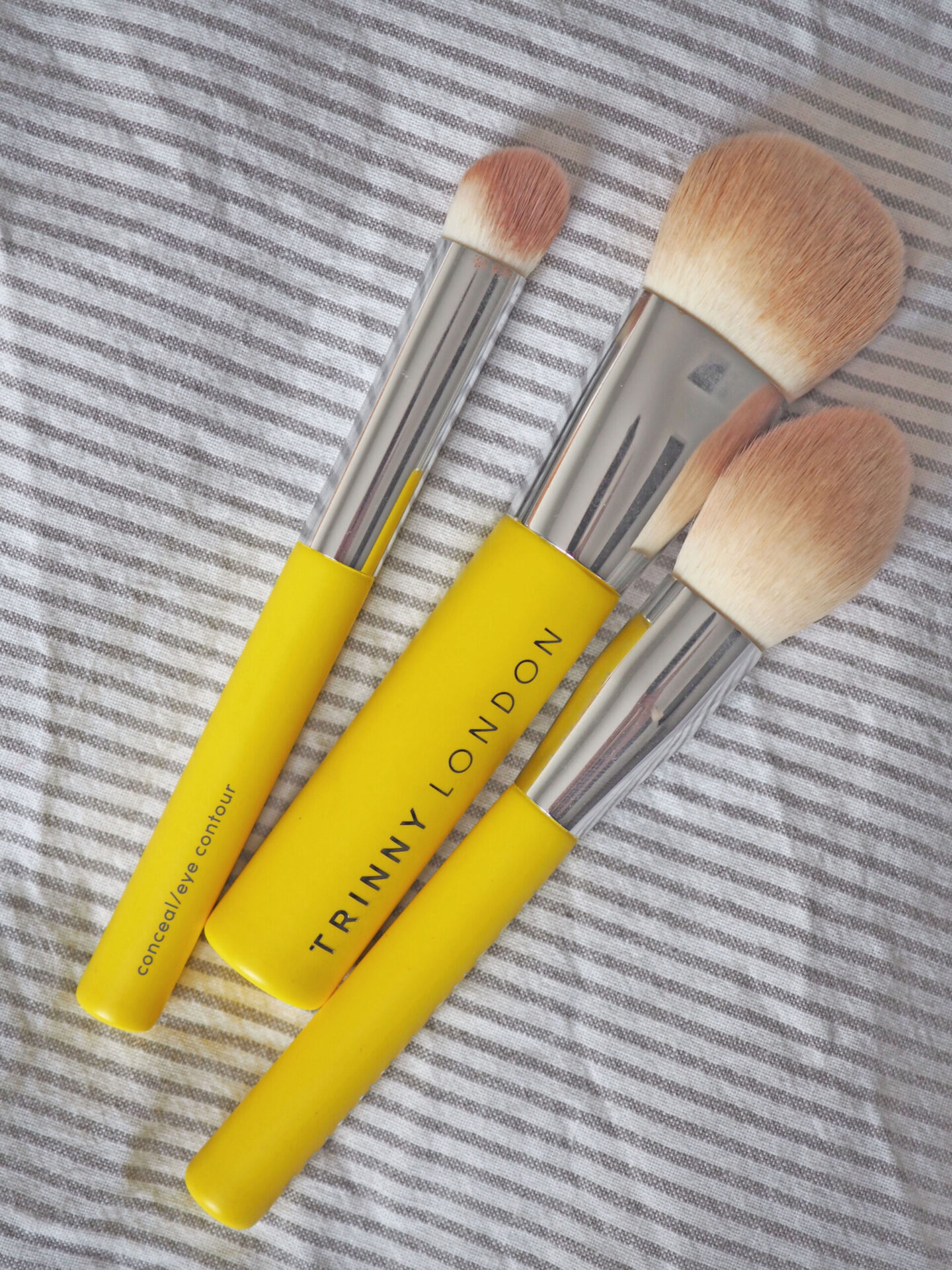 trinny London makeup brushes review