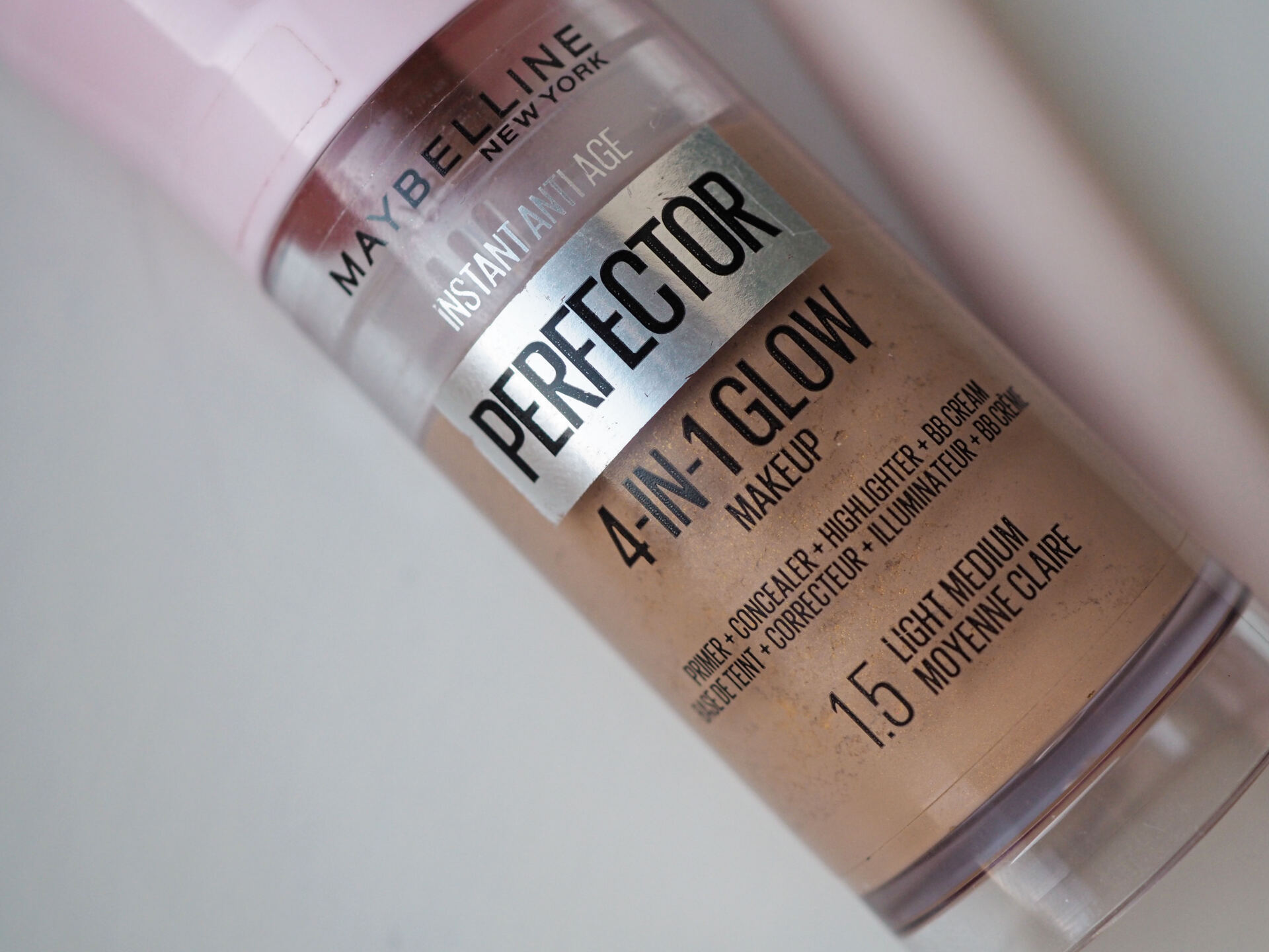 Luxus Maybelline 4 In 1 Glow Perfector Ebenbild