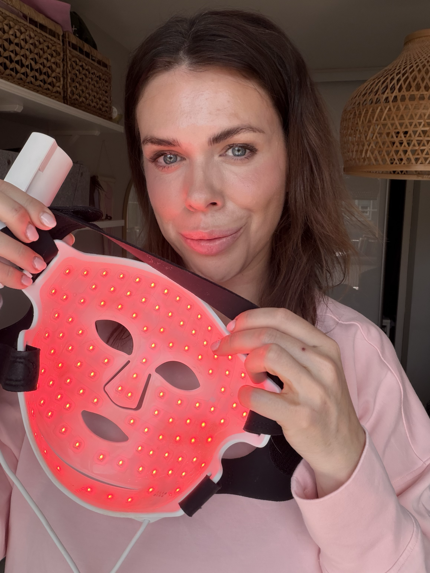 which LED red light therapy mask is best 2026